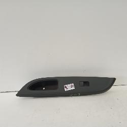 View Auto part Pwr Dr Wind Switch Mitsubishi Triton 2022