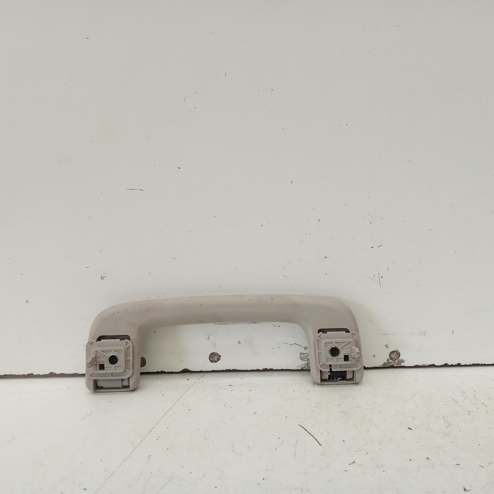 2022 Mitsubishi Triton Grab Handle View Auto part Grab Handle Mitsubishi Triton 2022