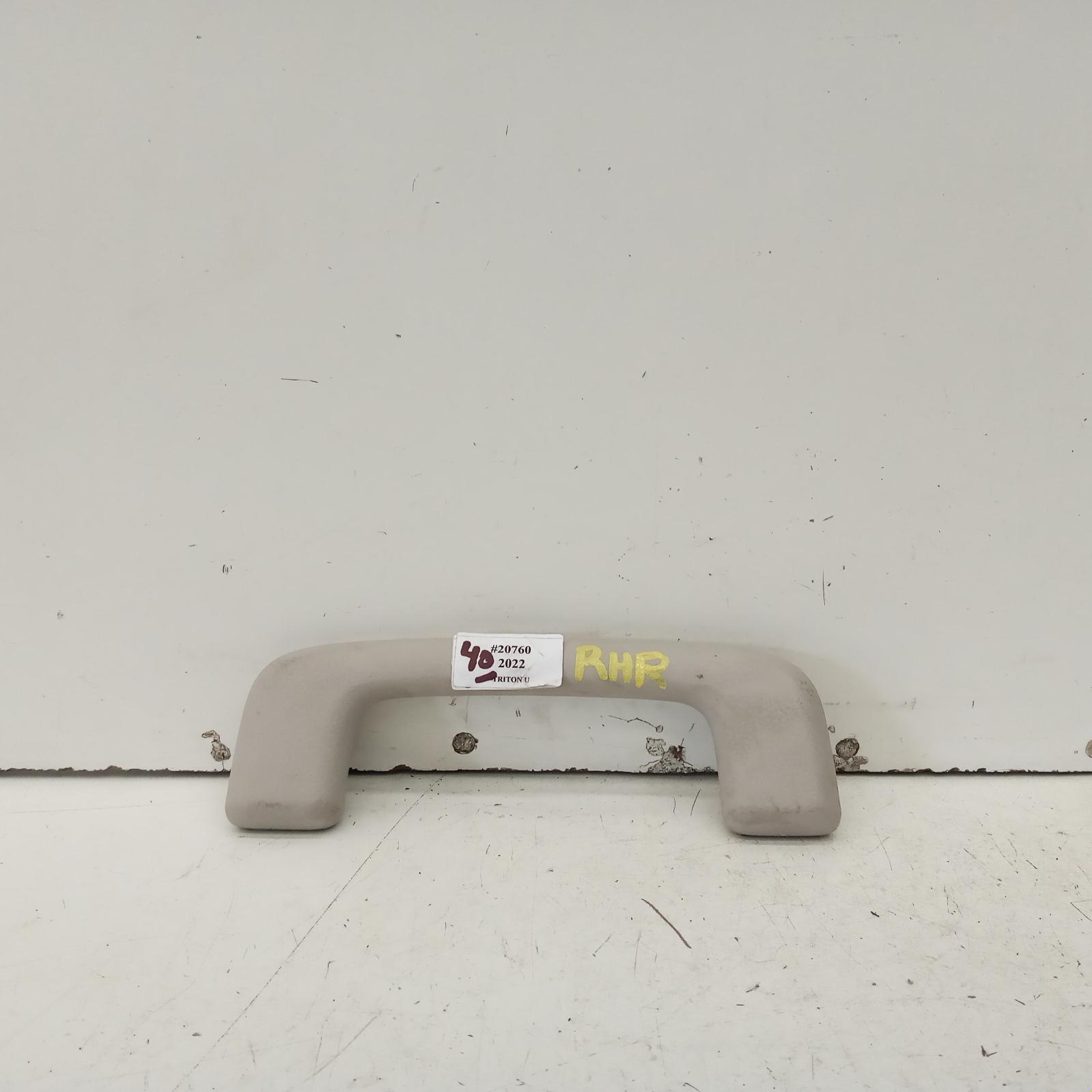 2022 Mitsubishi Triton Grab Handle View Auto part Grab Handle Mitsubishi Triton 2022