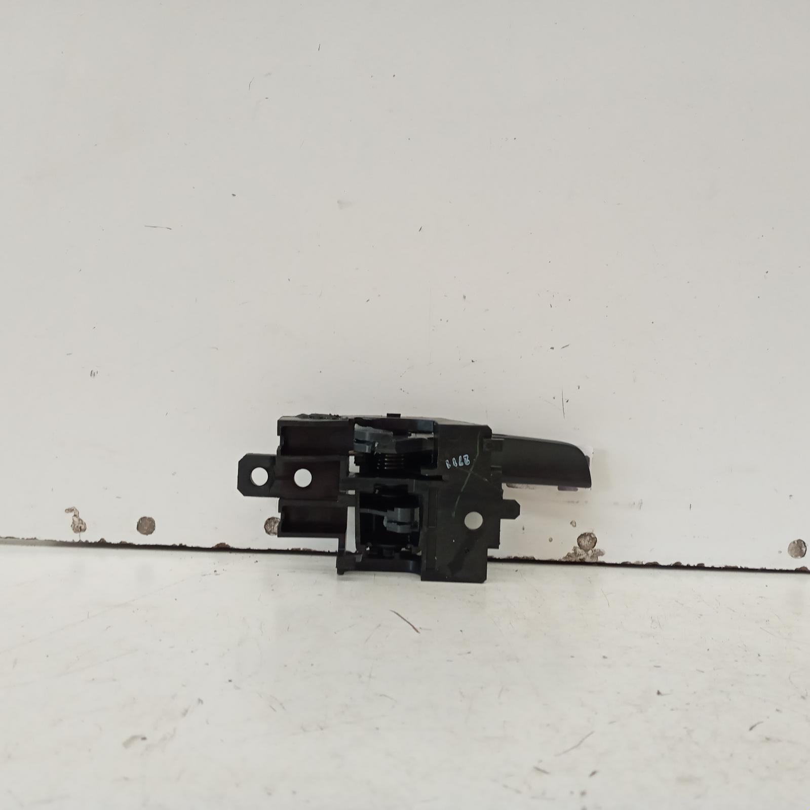2022 Mitsubishi Triton Door Handle View Auto part Door Handle Mitsubishi Triton 2022