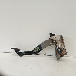 View Auto part Pedal Assembly Mitsubishi Triton 2022