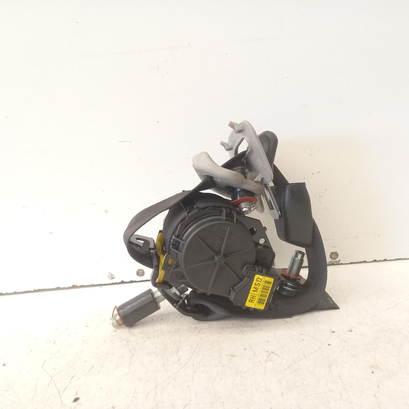 View Auto part Seatbelt/Stalk Ssangyong Korando 2011