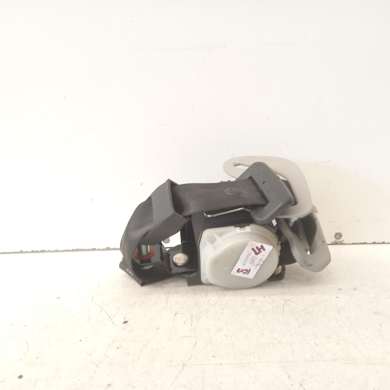 View Auto part Seatbelt/Stalk Ssangyong Korando 2011