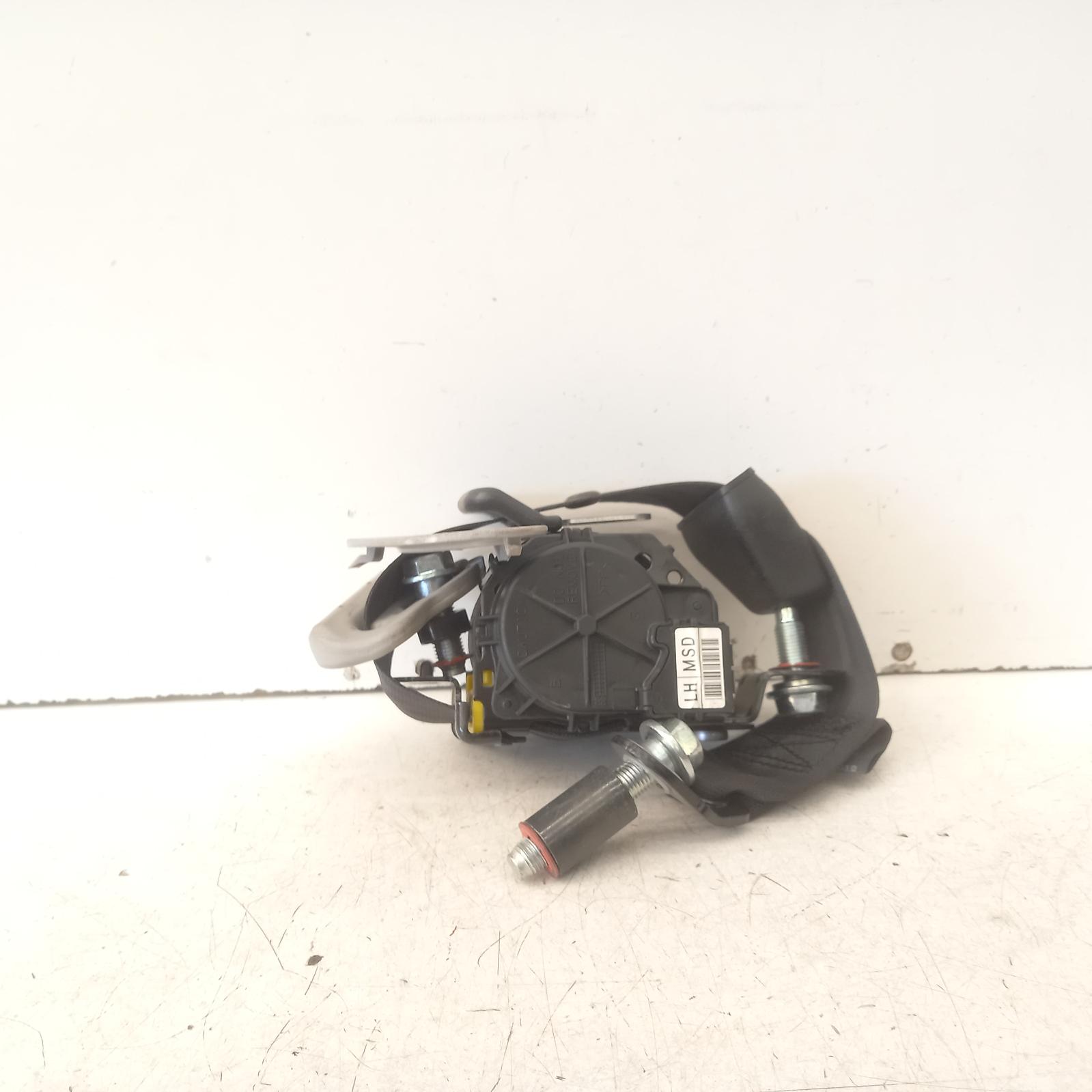 View Auto part Seatbelt/Stalk Ssangyong Korando 2011