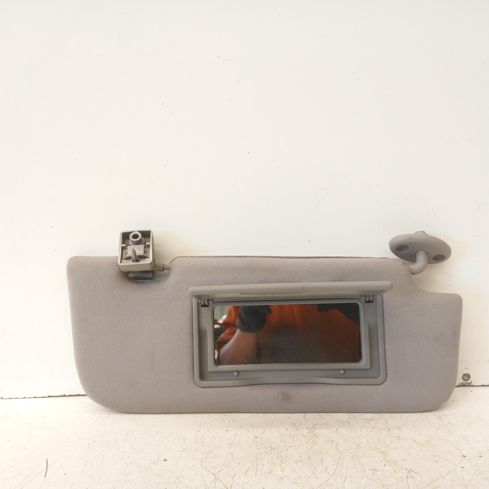 View Auto part Sunvisor Ssangyong Korando 2011