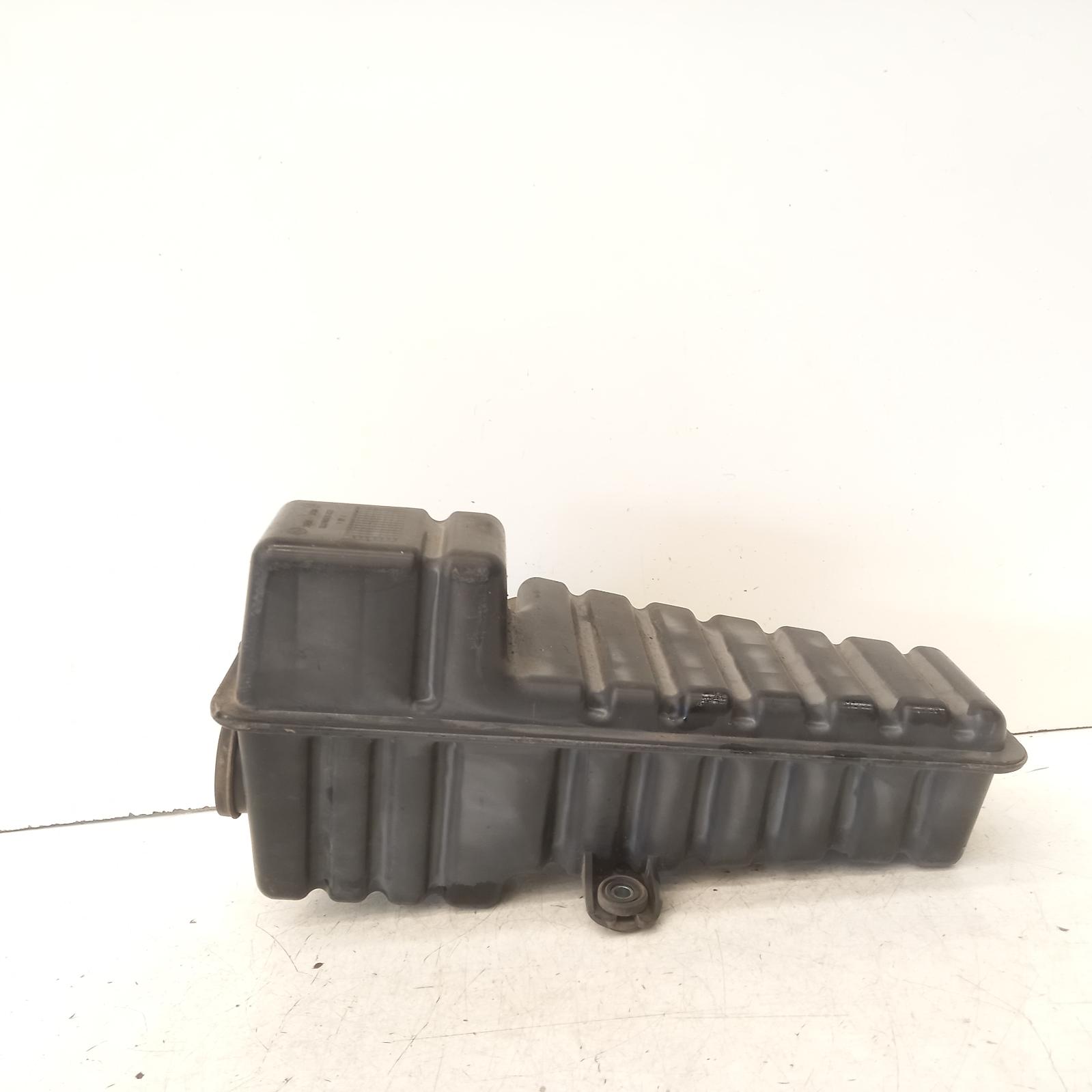 2011 Ssangyong Korando Air Cleaner/Box View Auto part Air Cleaner/Box Ssangyong Korando 2011