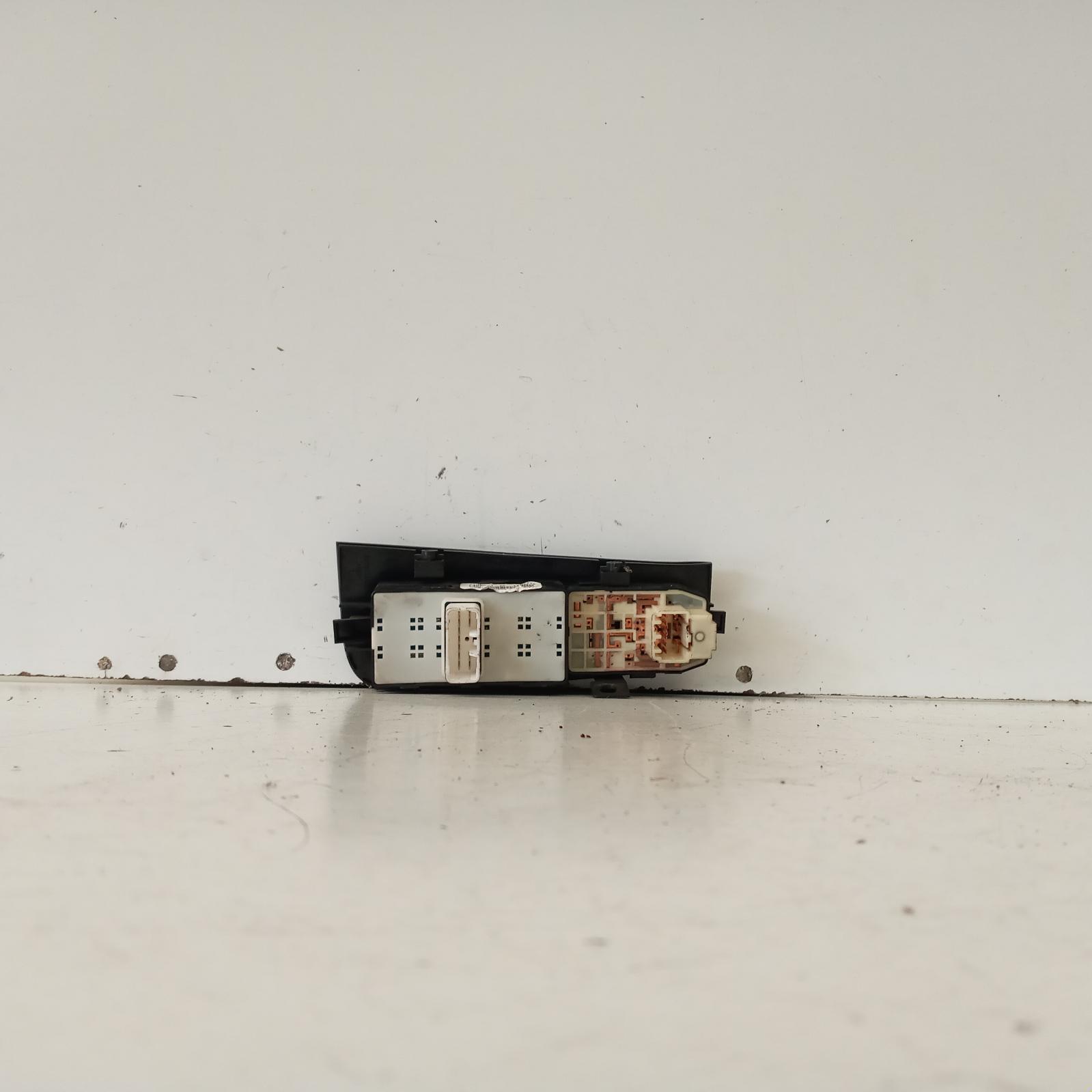 View Auto part Pwr Dr Wind Switch Hyundai Iload/imax 2011