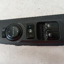 View Auto part Pwr Dr Wind Switch Hyundai Iload/imax 2011
