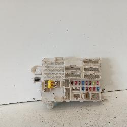 View Auto part Fuse Box Toyota Hilux 2011