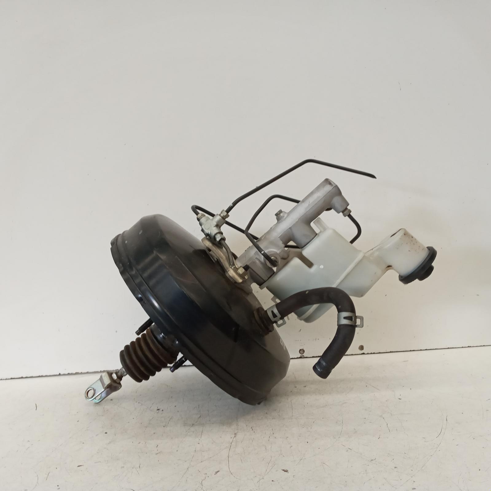 View Auto part Brake Booster Toyota Hilux 2011