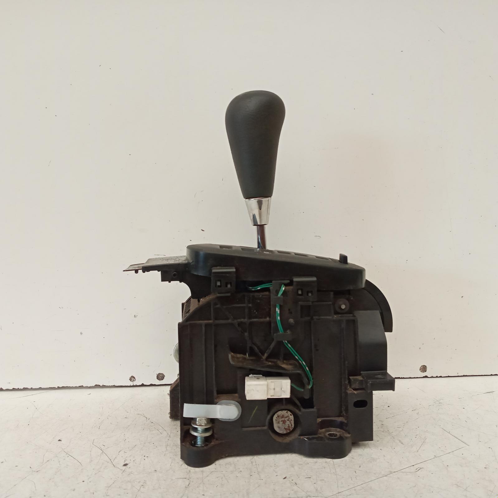 View Auto part Gear Stick/Shifter Toyota Hilux 2011