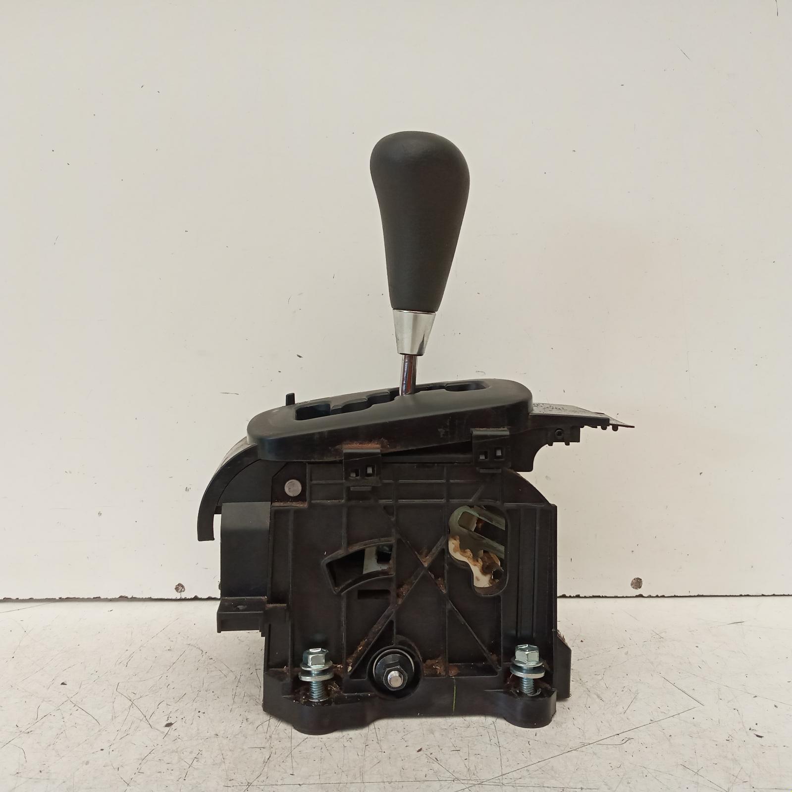 View Auto part Gear Stick/Shifter Toyota Hilux 2011