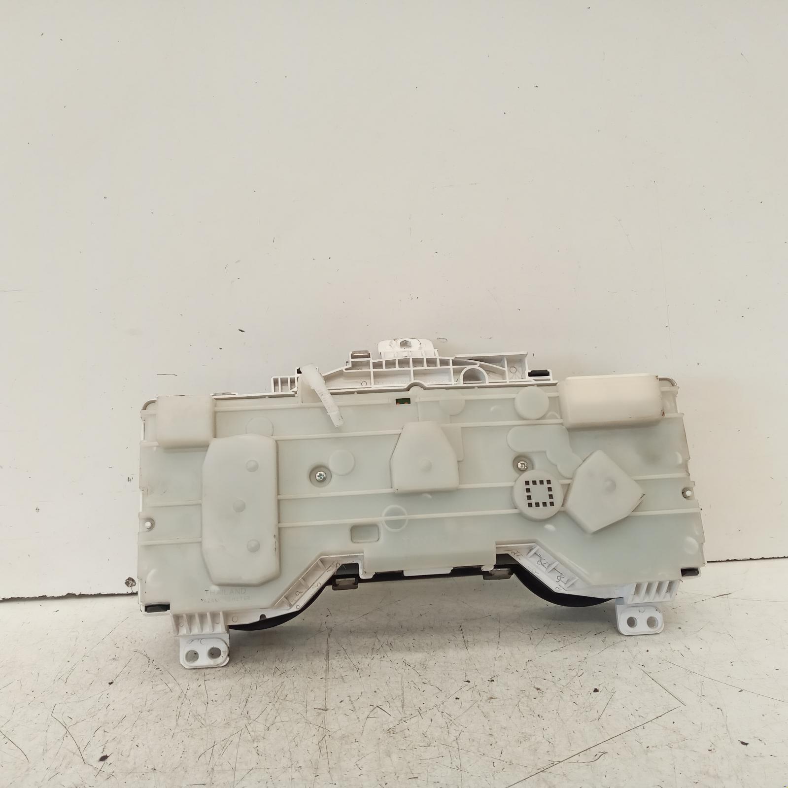 View Auto part Instrument Cluster Toyota Hilux 2011