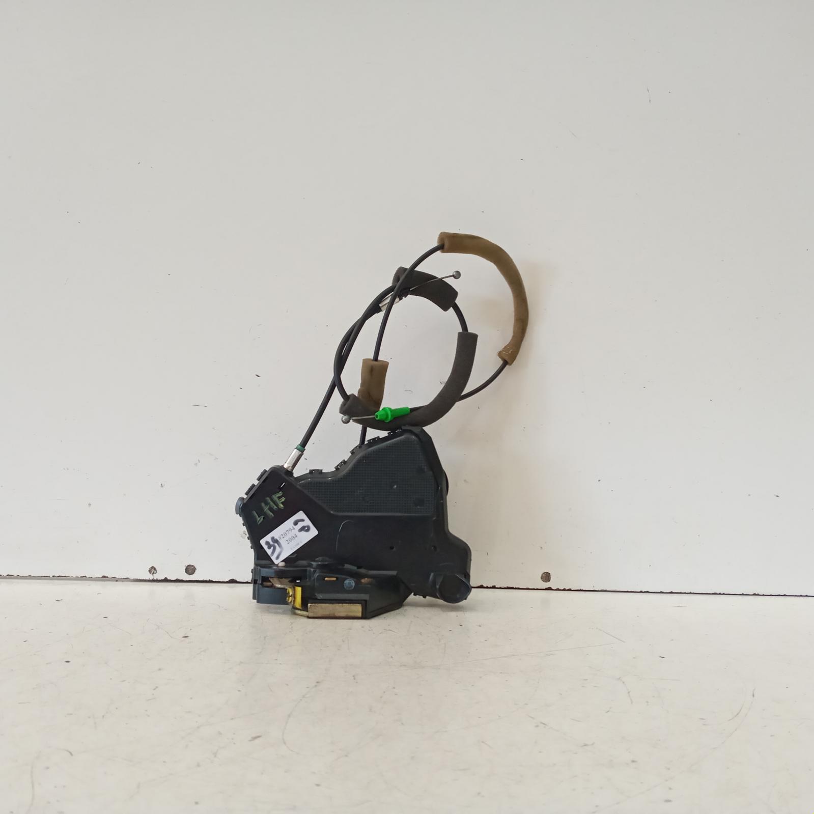 View Auto part Door/Boot/Gate Lock Lexus Es300 (92-05) 2004