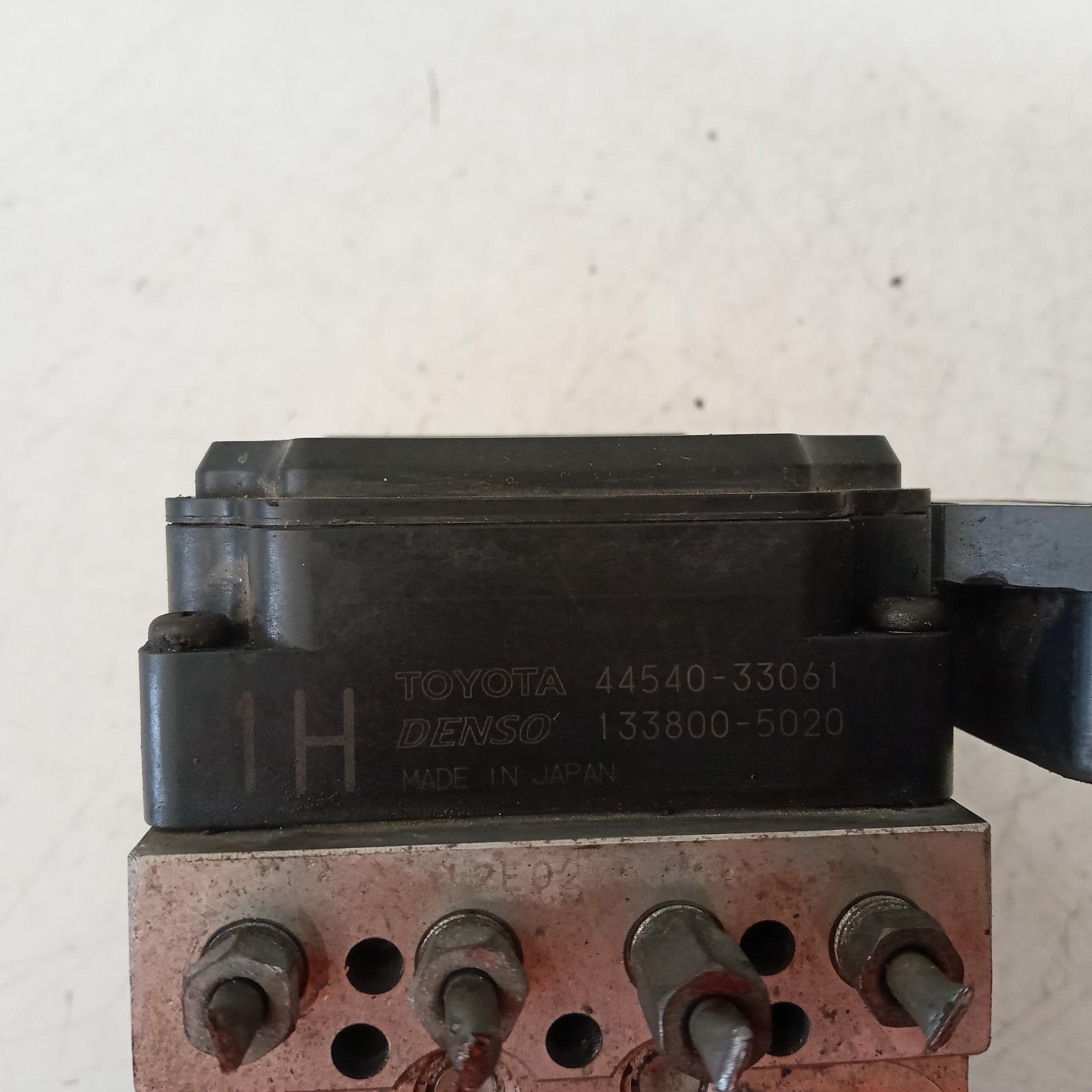 View Auto part Abs Pump/Modulator Lexus Es300 (92-05) 2004