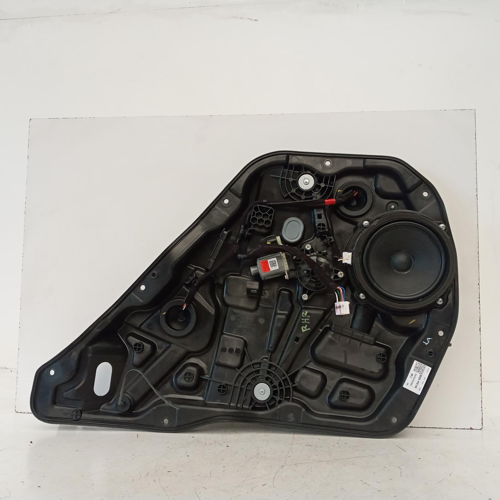 View Auto part Right Rear Wnd Reg/Motor Kia Cerato 2024