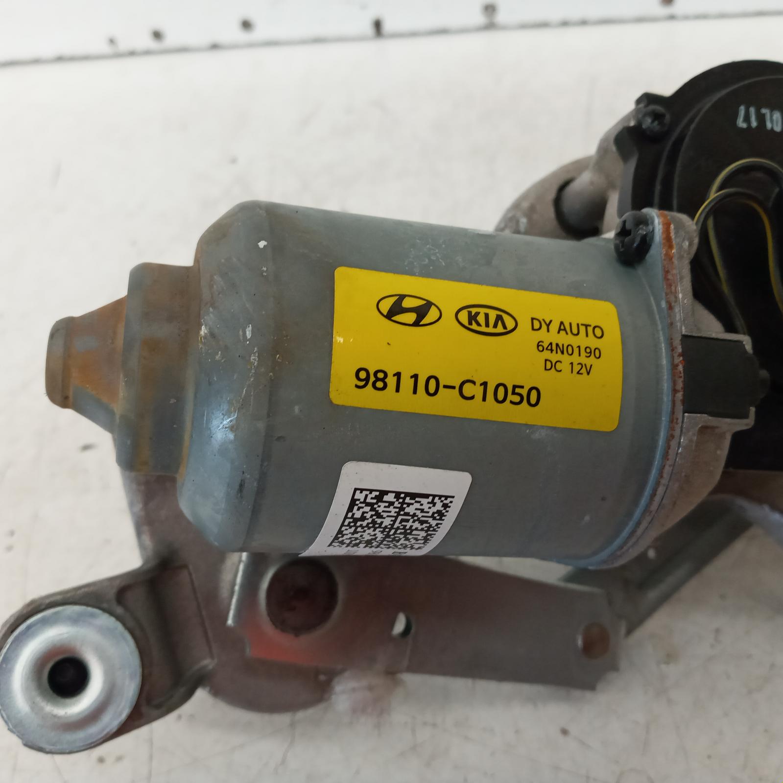 View Auto part Wiper Motor Kia Cerato 2024