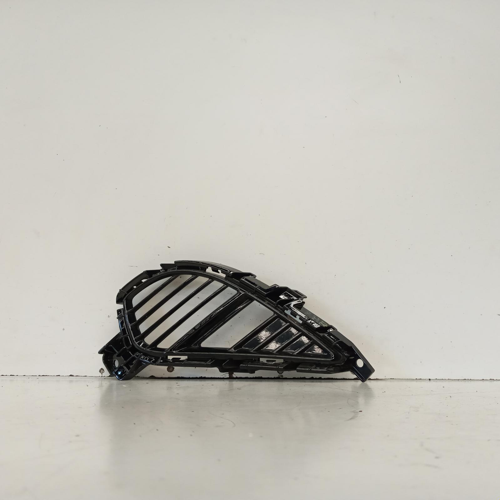 2024 Kia Cerato Right Taillight View Auto part Right Taillight Kia Cerato 2024