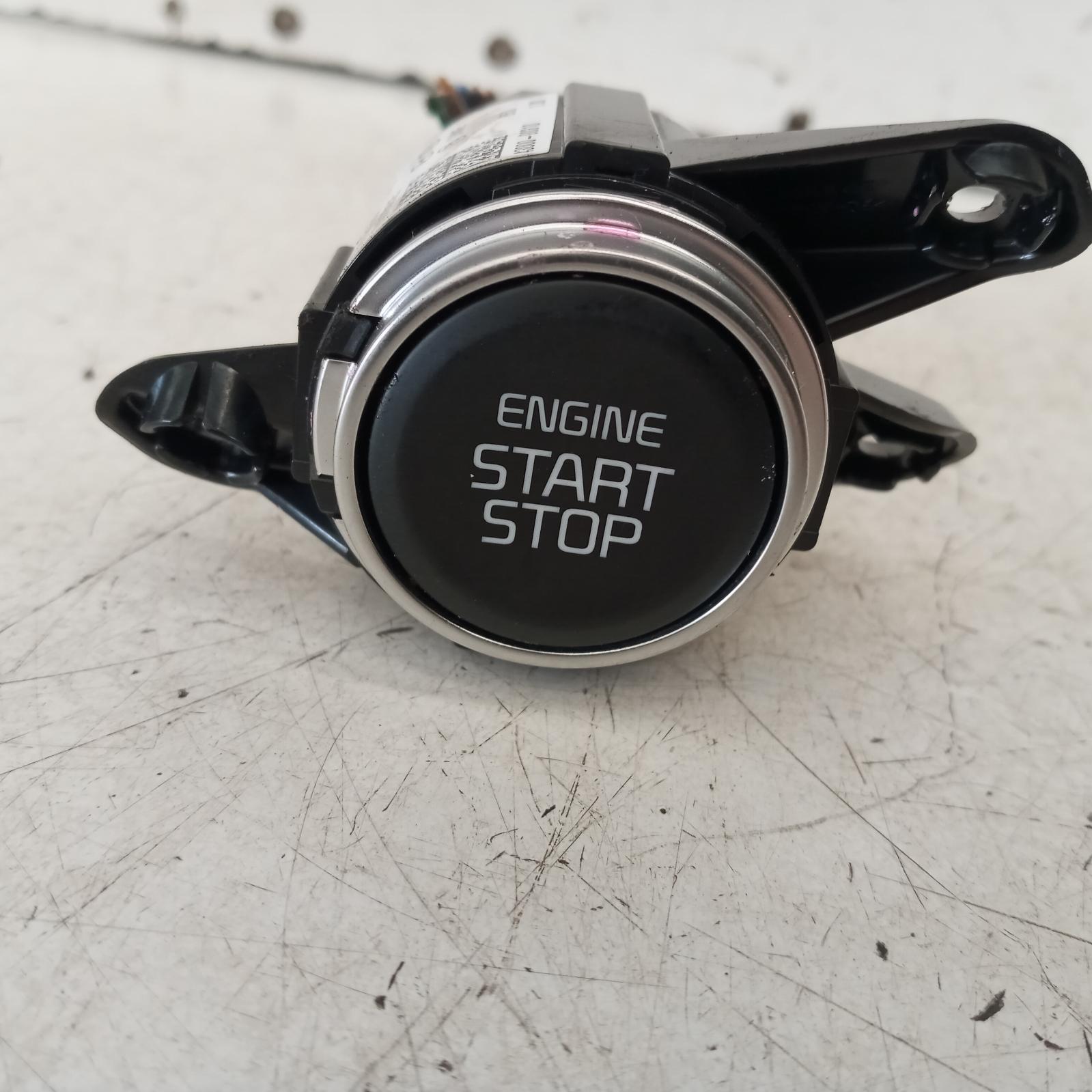 View Auto part Misc Switch/Relay Kia Cerato 2024
