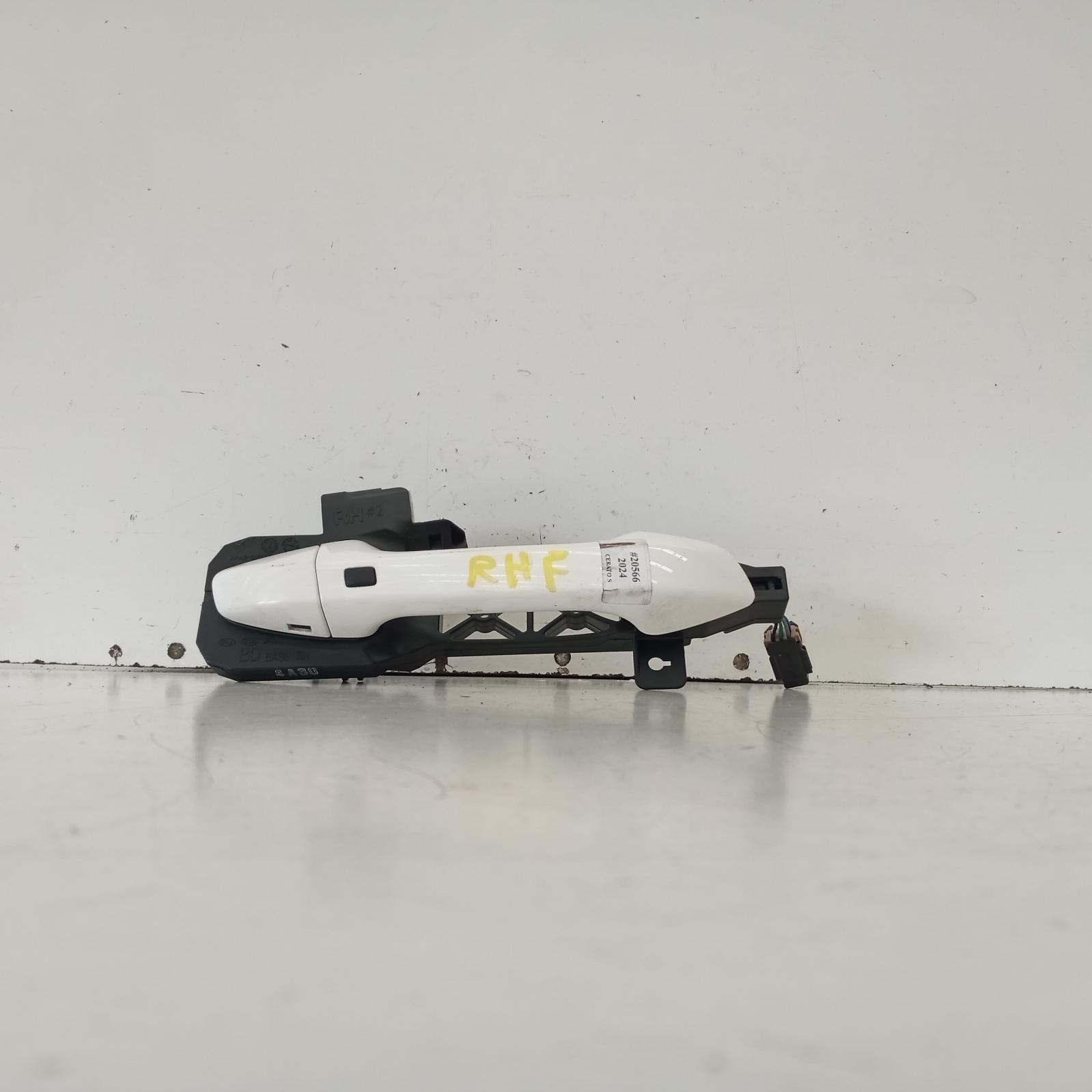 View Auto part Door Handle Kia Cerato 2024
