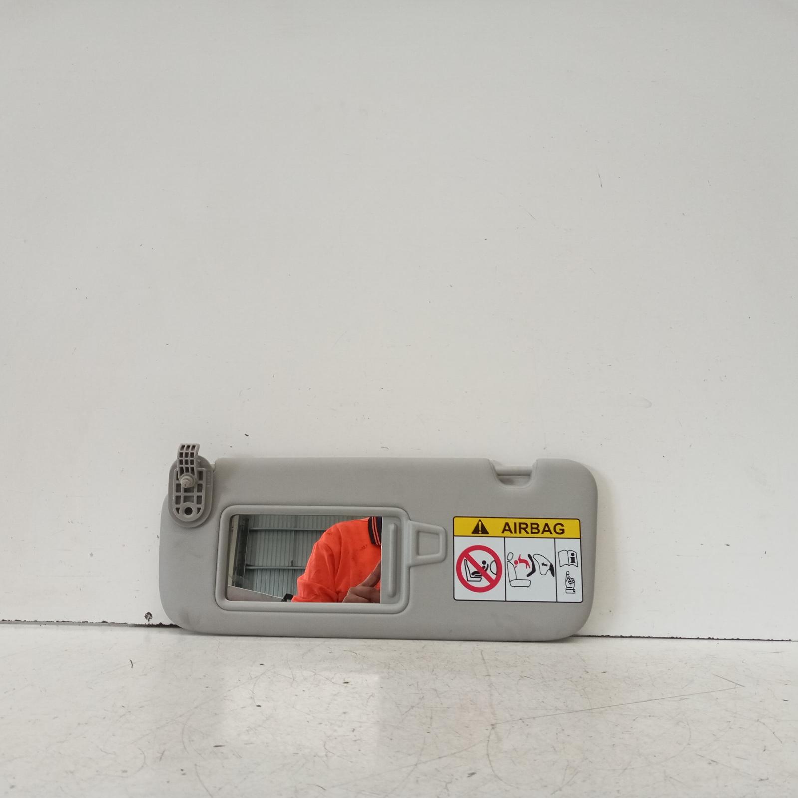 View Auto part Sunvisor Kia Cerato 2024