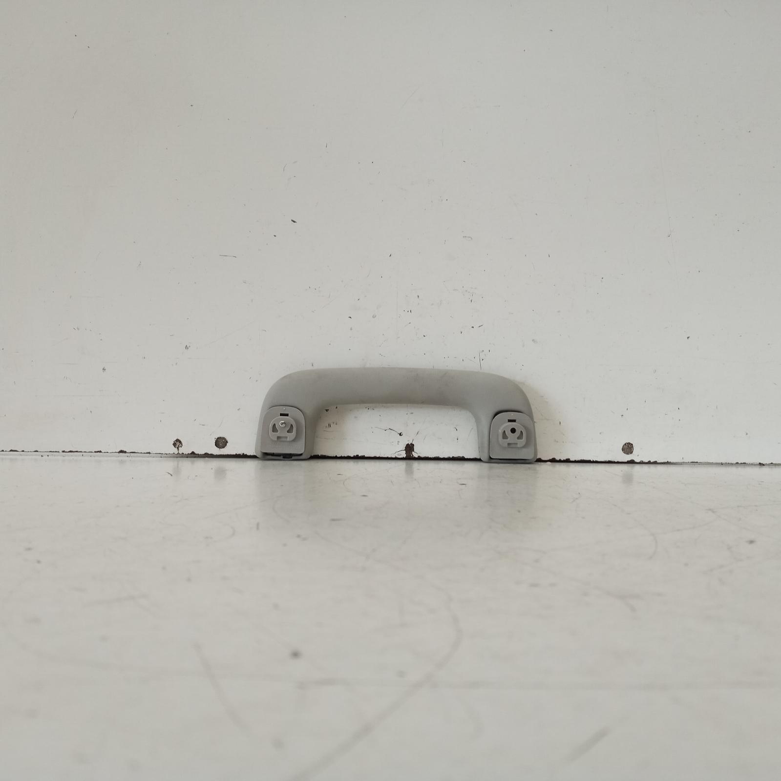 View Auto part Grab Handle Kia Cerato 2024