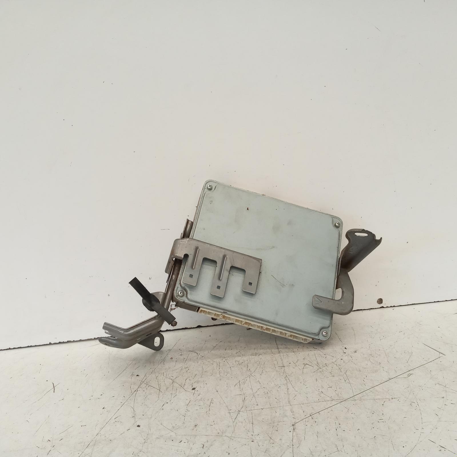 View Auto part Ecu Toyota Hilux 2006