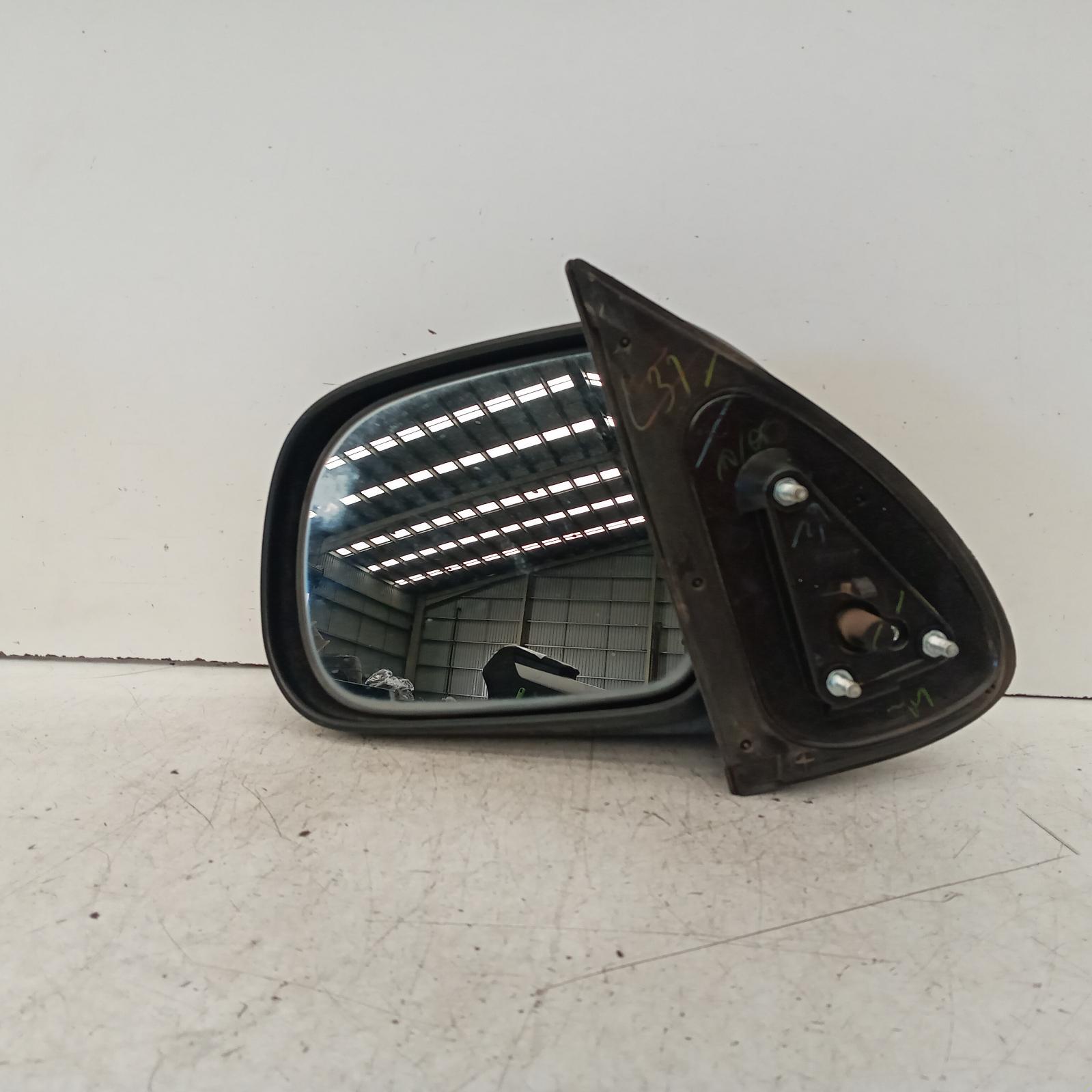 View Auto part Left Door Mirror Toyota Hilux 2006