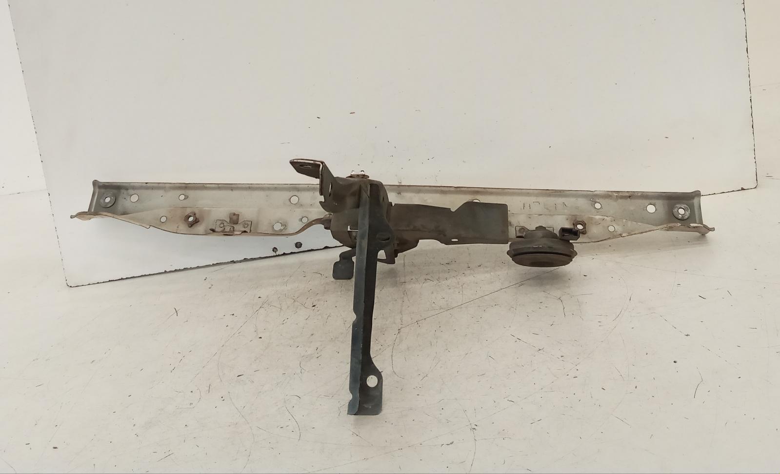 View Auto part Bonnet Lock/Support Toyota Hilux 2006