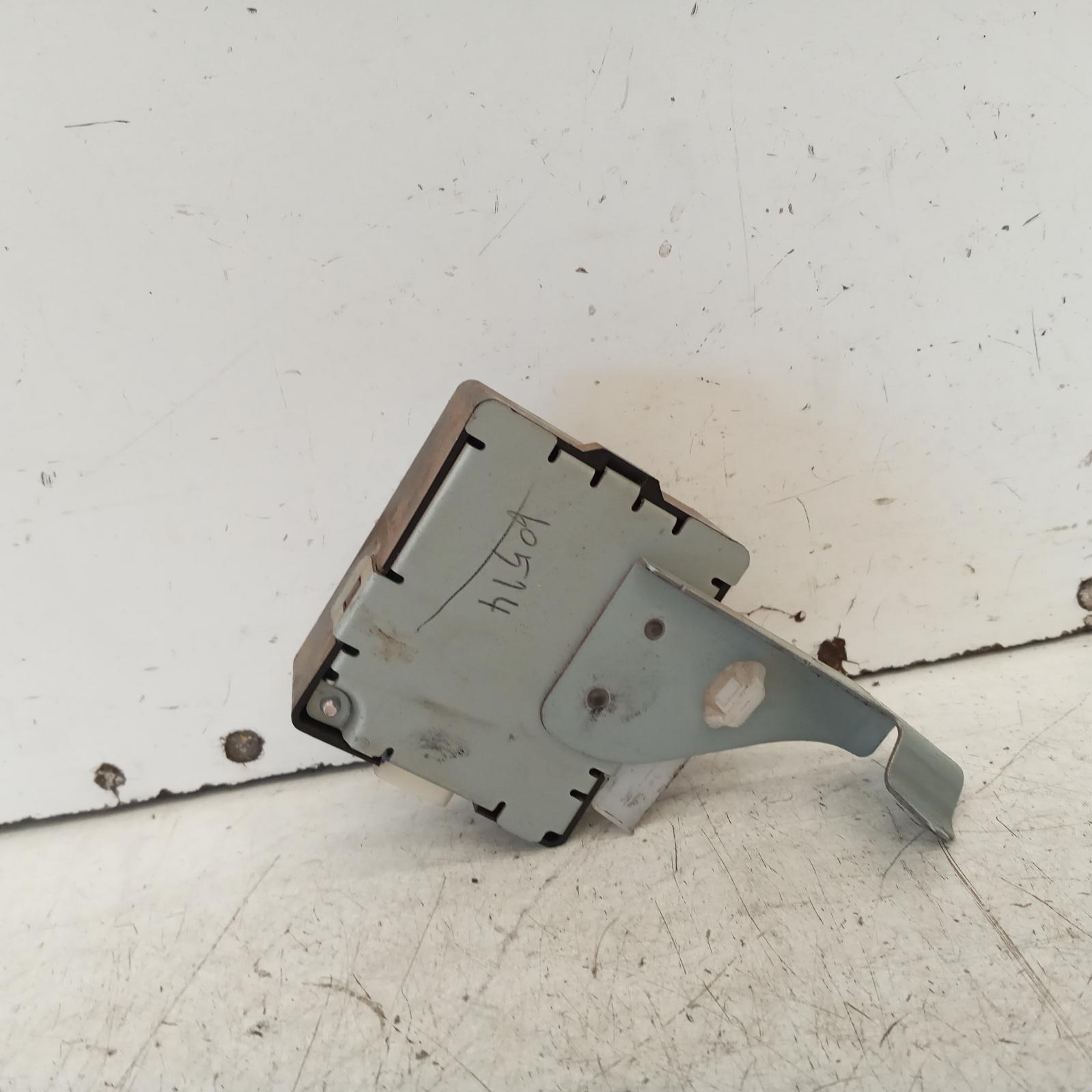 View Auto part Misc Switch/Relay Toyota Hilux 2006