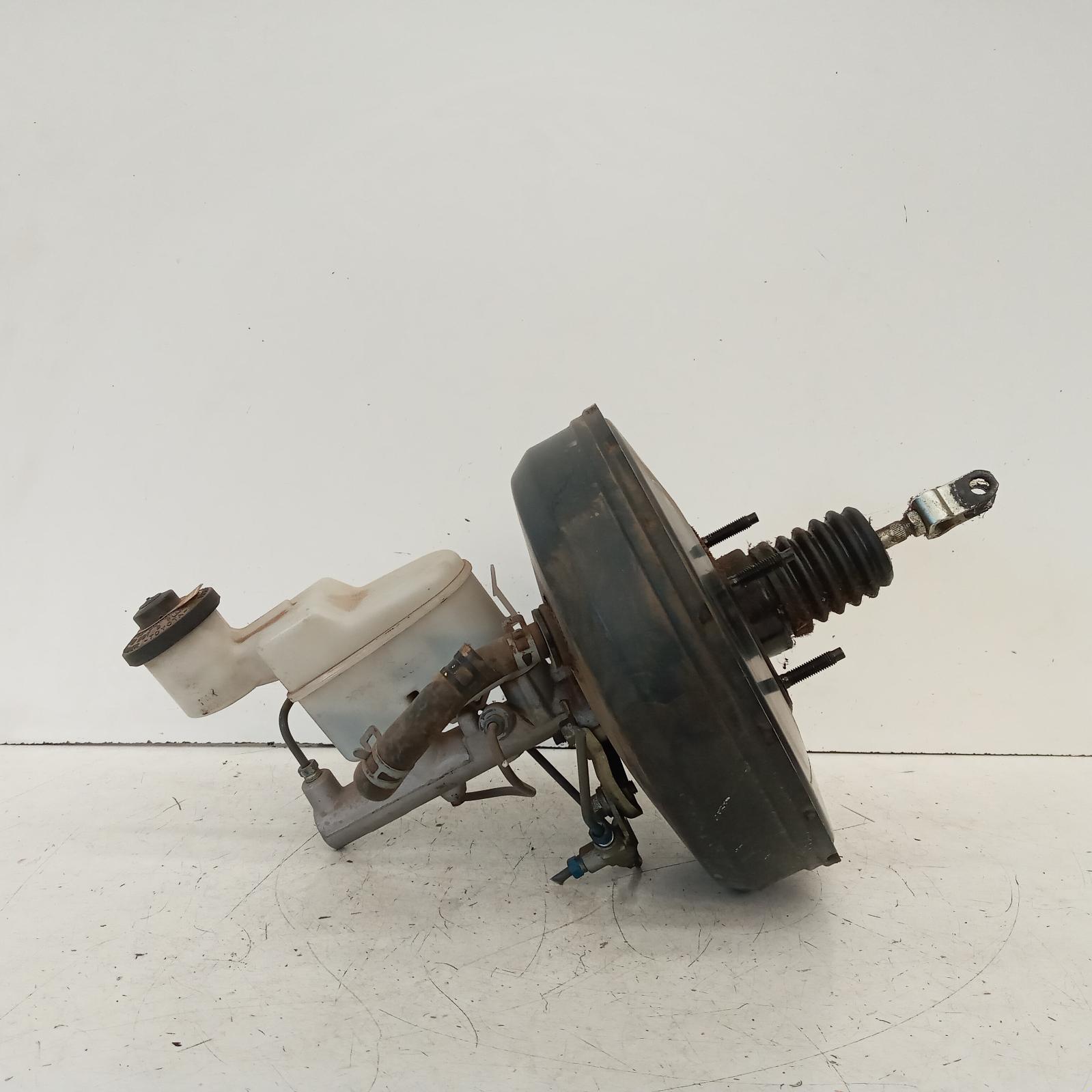 View Auto part Brake Booster Toyota Hilux 2006