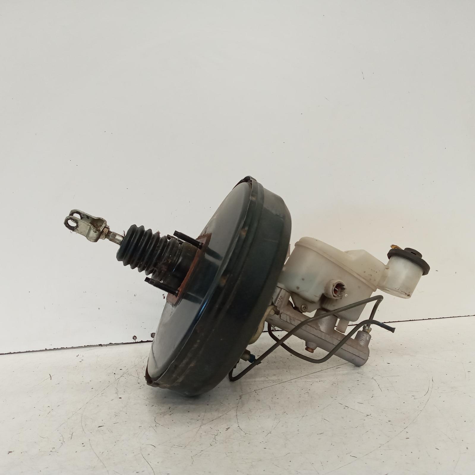 View Auto part Brake Booster Toyota Hilux 2006