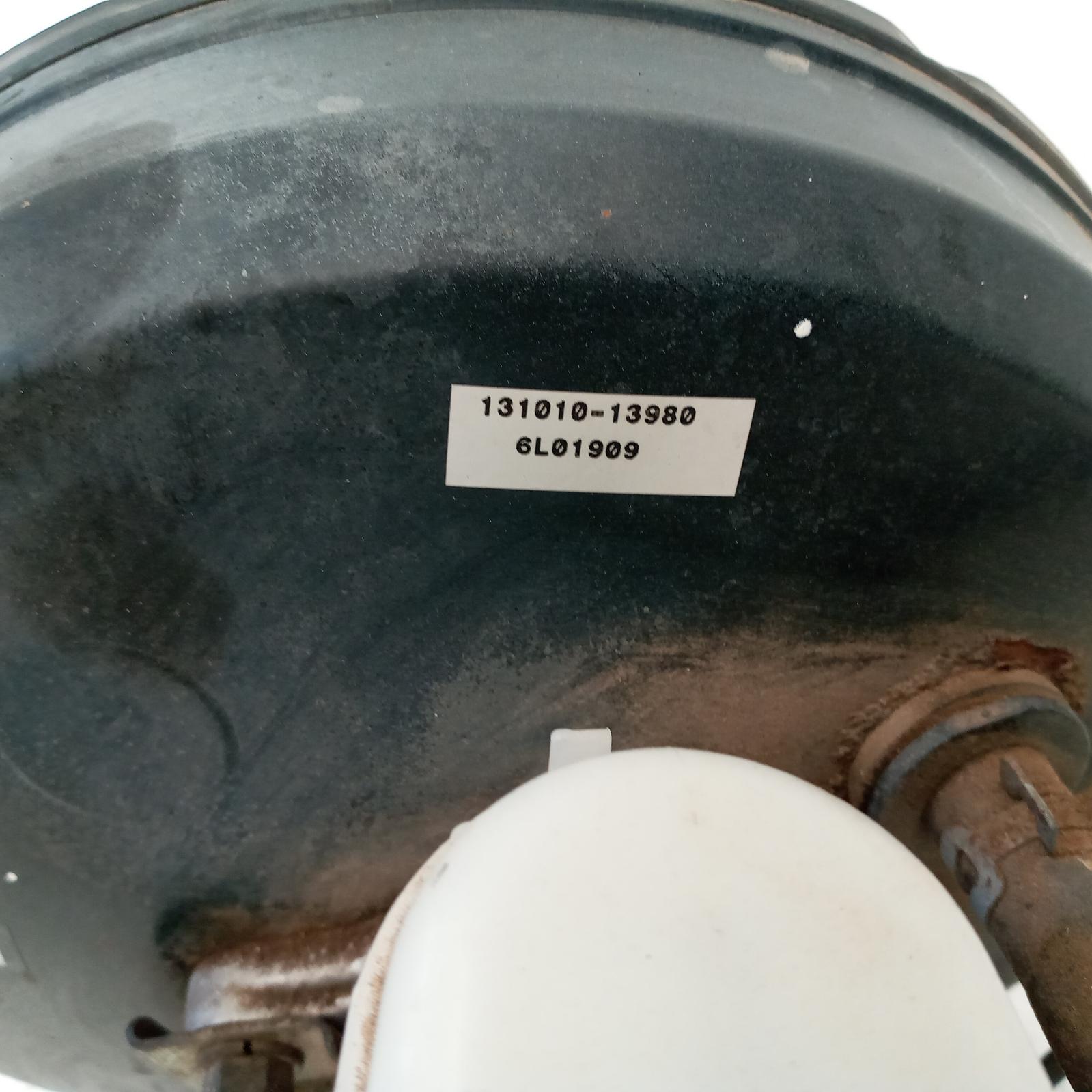 View Auto part Brake Booster Toyota Hilux 2006