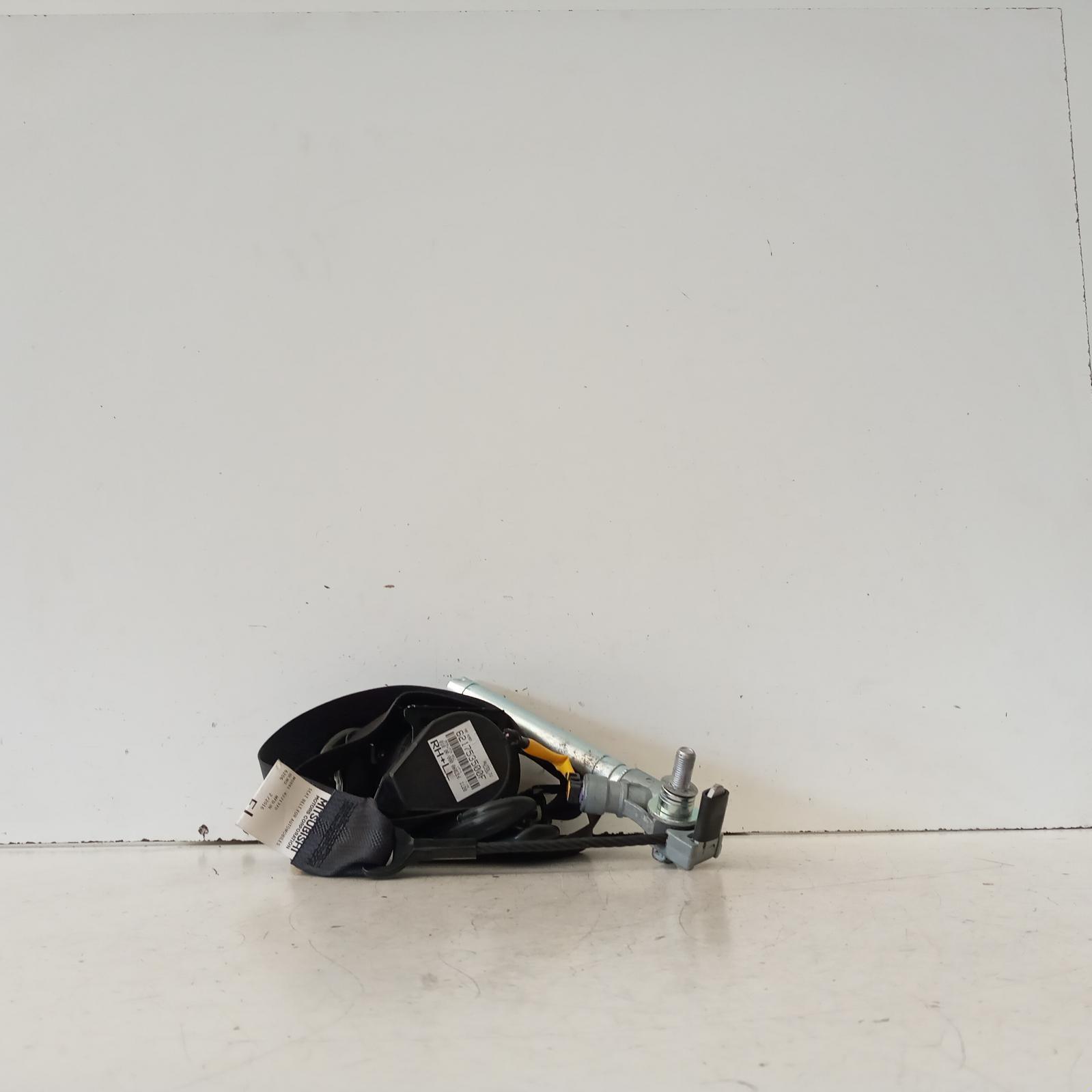 View Auto part Seatbelt/Stalk Mitsubishi Mirage 2016