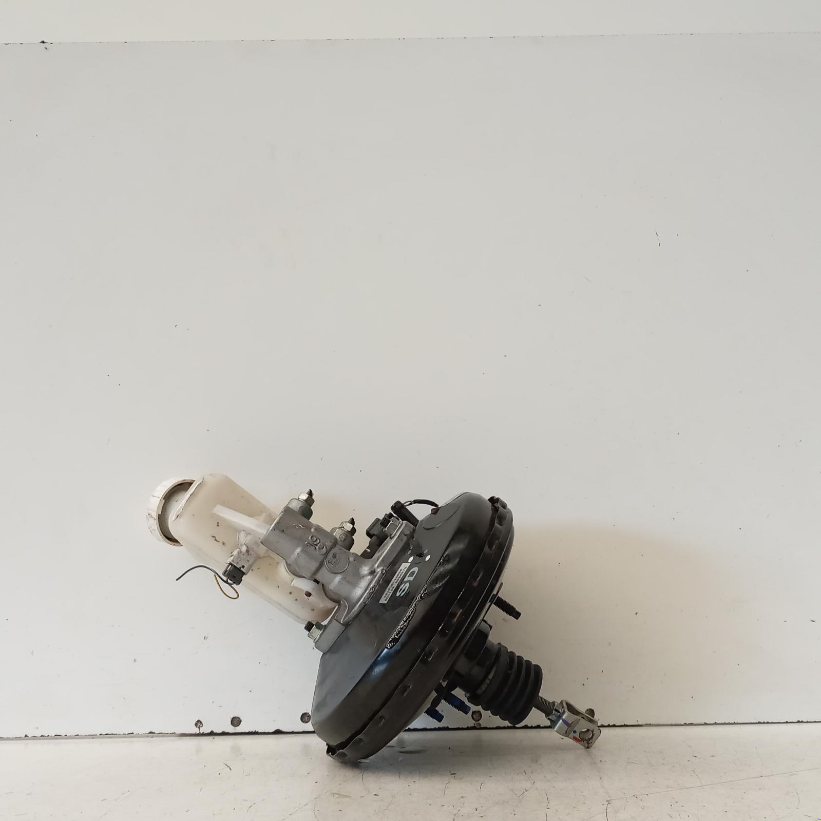 View Auto part Brake Booster Mitsubishi Mirage 2016