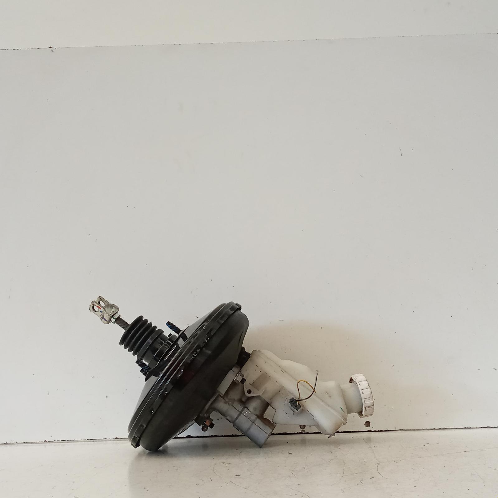 View Auto part Brake Booster Mitsubishi Mirage 2016