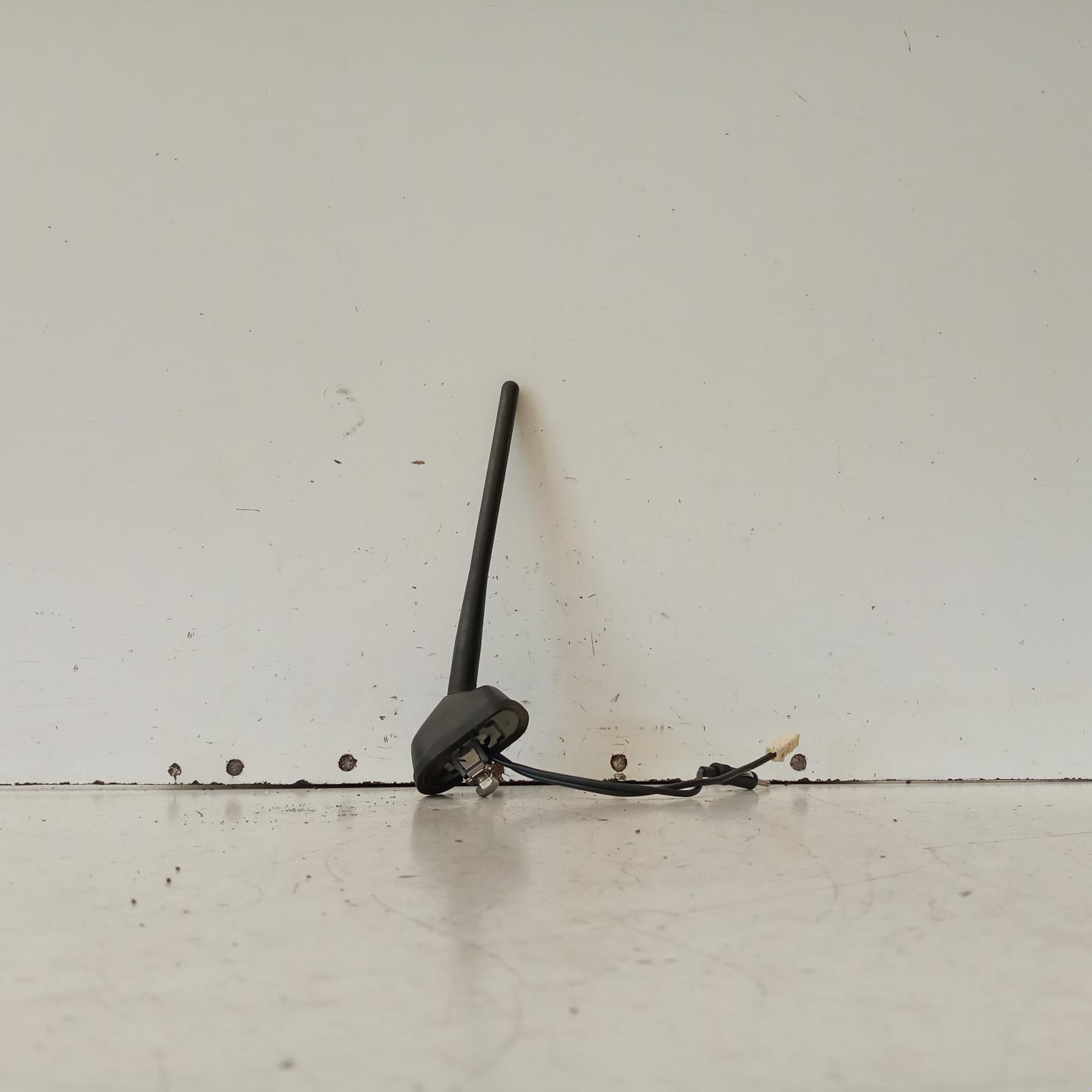 View Auto part Antenna Mitsubishi Mirage 2016