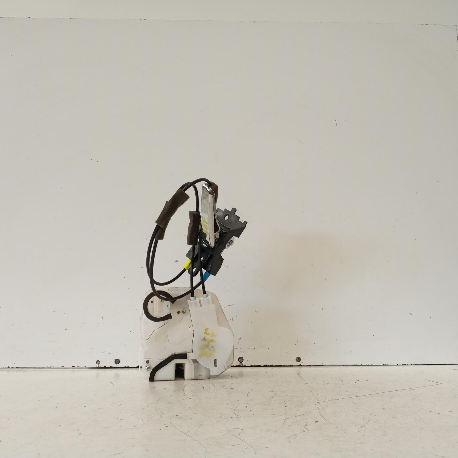 View Auto part Door/Boot/Gate Lock Mitsubishi Mirage 2016