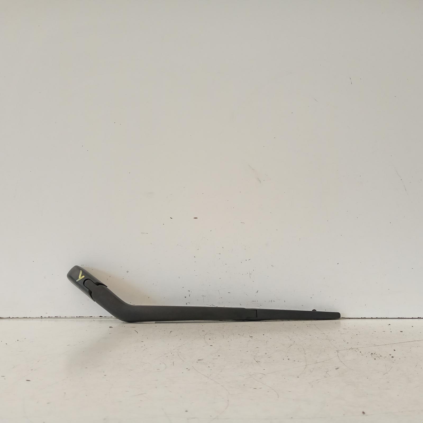 View Auto part Wiper Arm Mitsubishi Mirage 2016