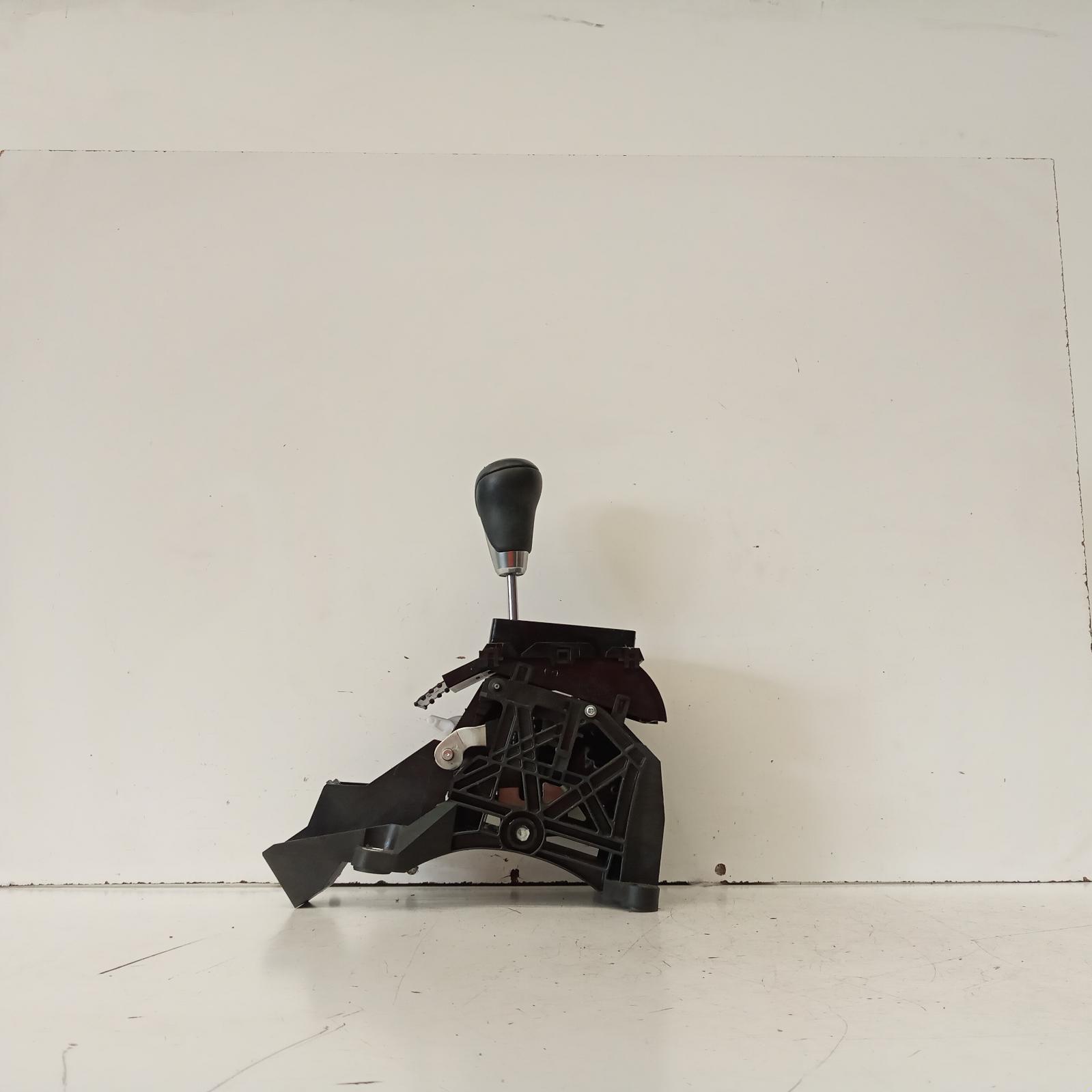 View Auto part Gear Stick/Shifter Mazda Cx9 2015