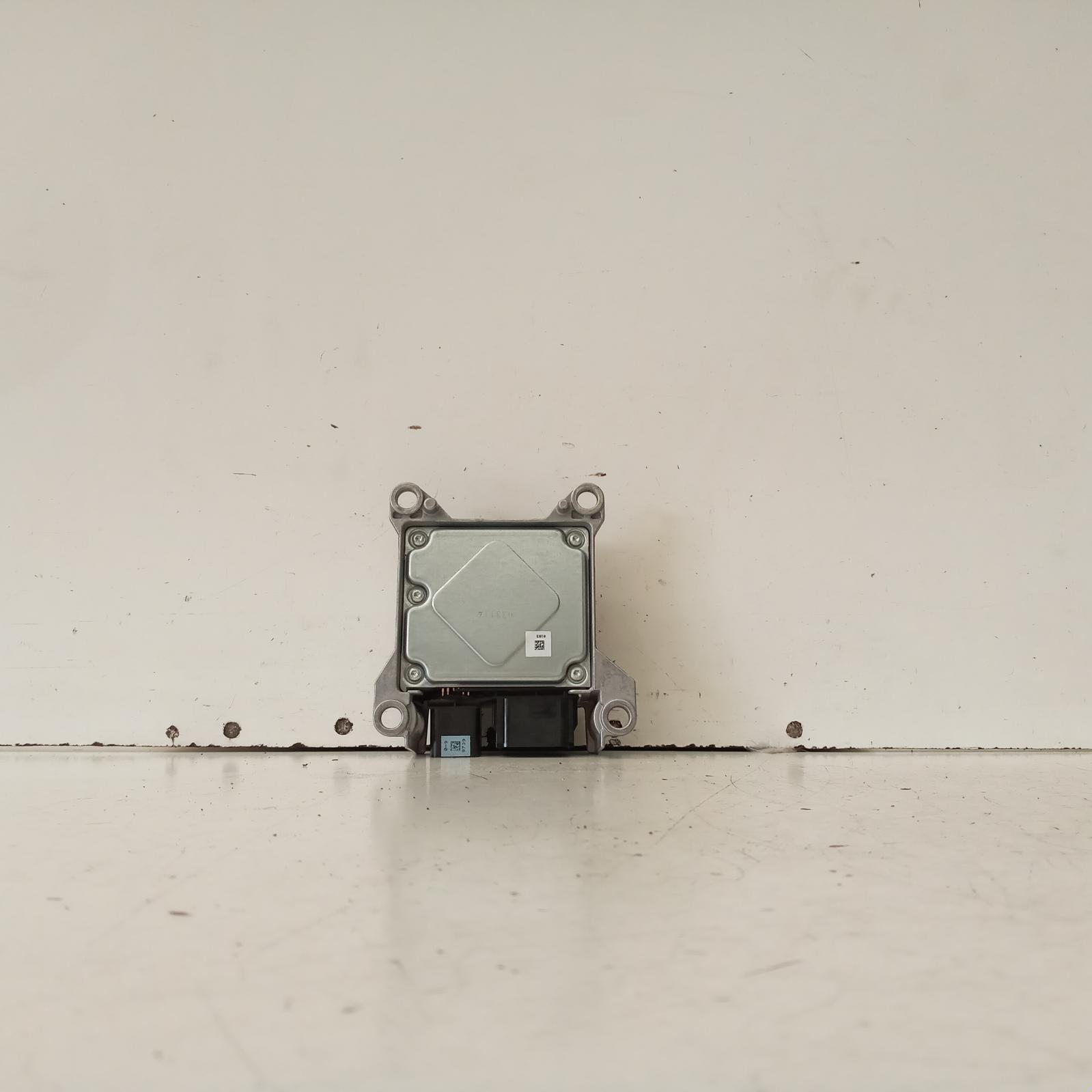View Auto part Airbag Module/Sensor Mazda Cx9 2015