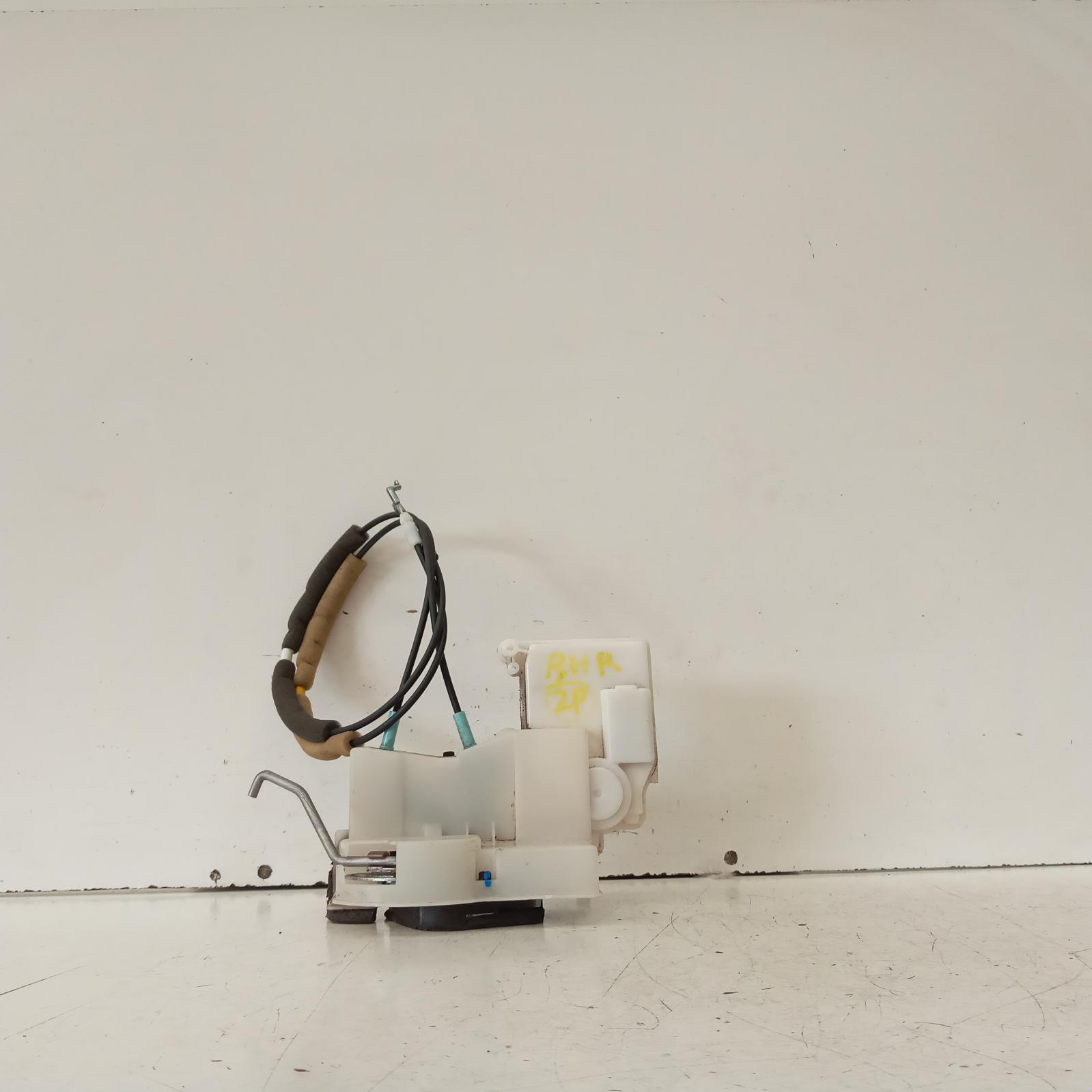 View Auto part Door/Boot/Gate Lock Mazda Cx9 2015