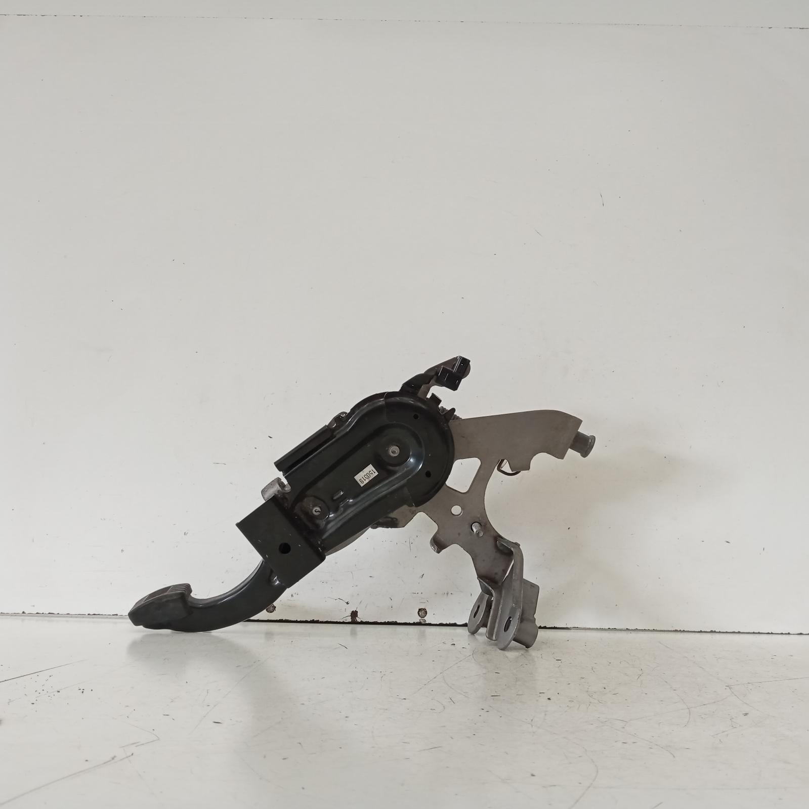 View Auto part Pedal Assembly Mazda Cx9 2015