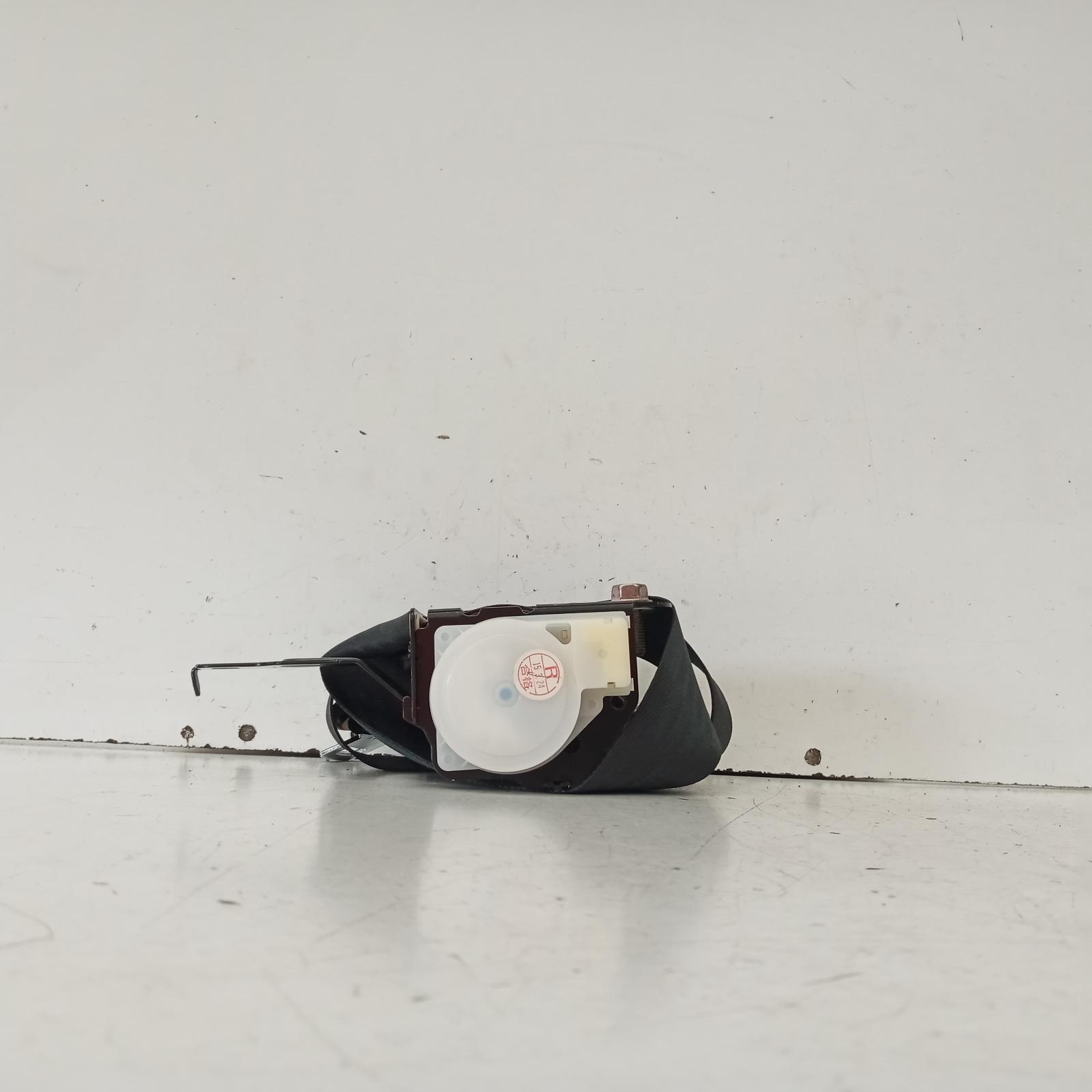 View Auto part Seatbelt/Stalk Mazda Cx9 2015
