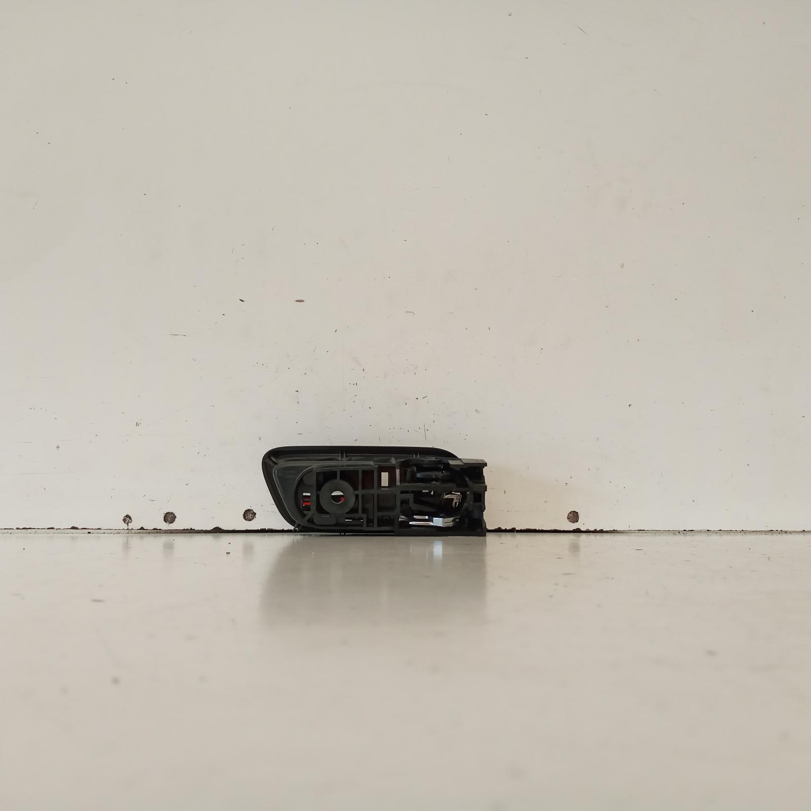 View Auto part Door Handle Mazda Cx9 2015