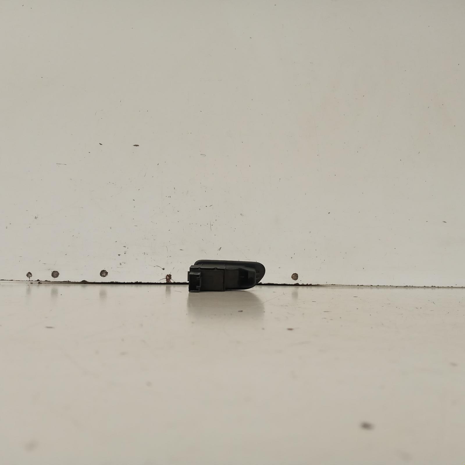 View Auto part Pwr Dr Wind Switch Volkswagen Golf 2010