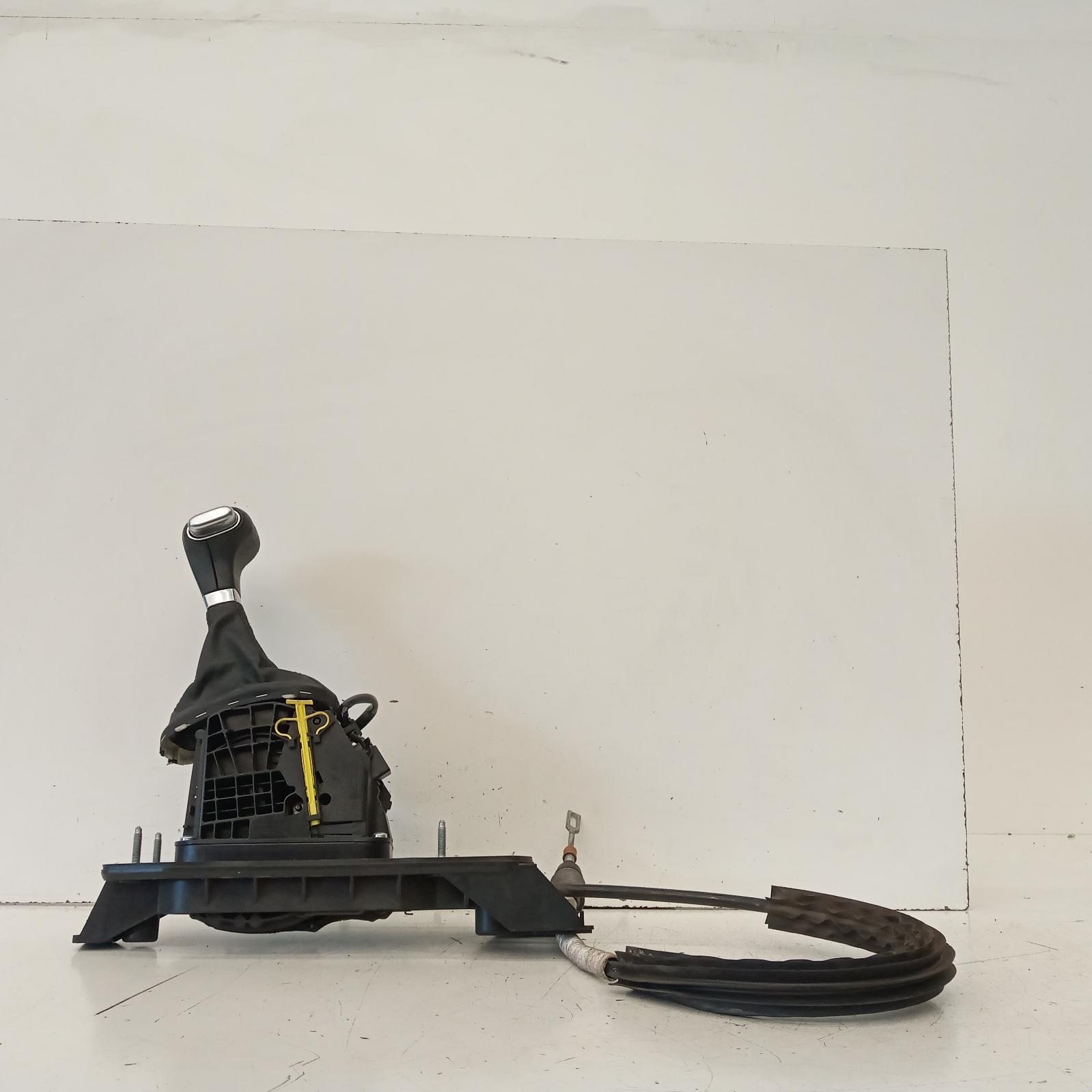 View Auto part Gear Stick/Shifter Volkswagen Golf 2010