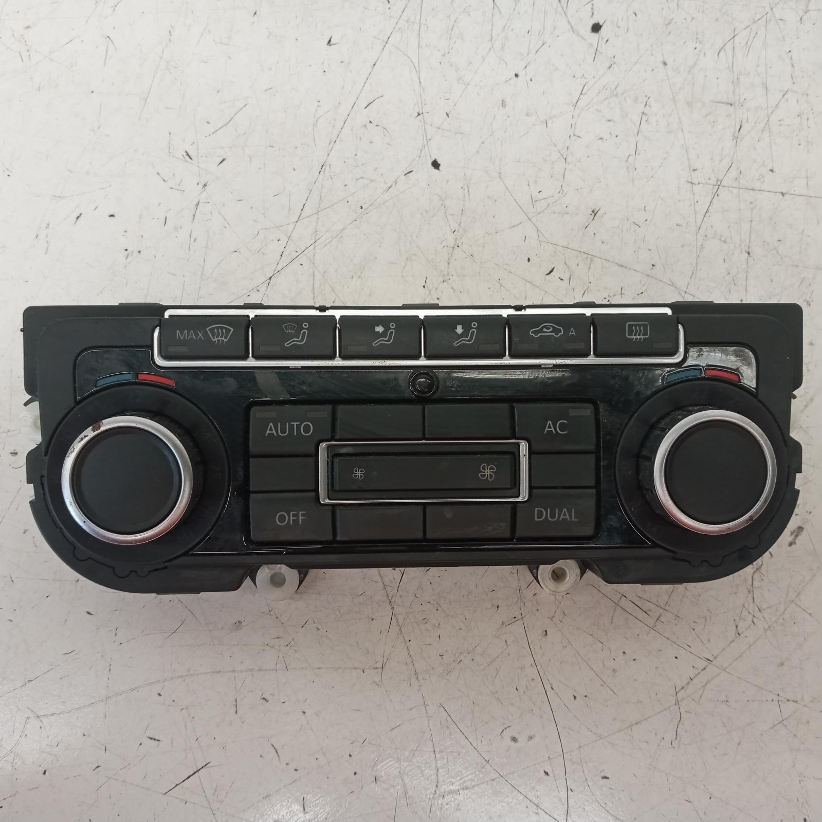 View Auto part Heater/Ac Controls Volkswagen Golf 2010
