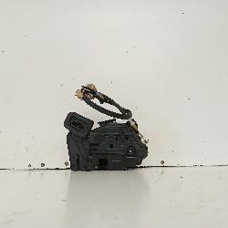 View Auto part Door/Boot/Gate Lock Volkswagen Golf 2010