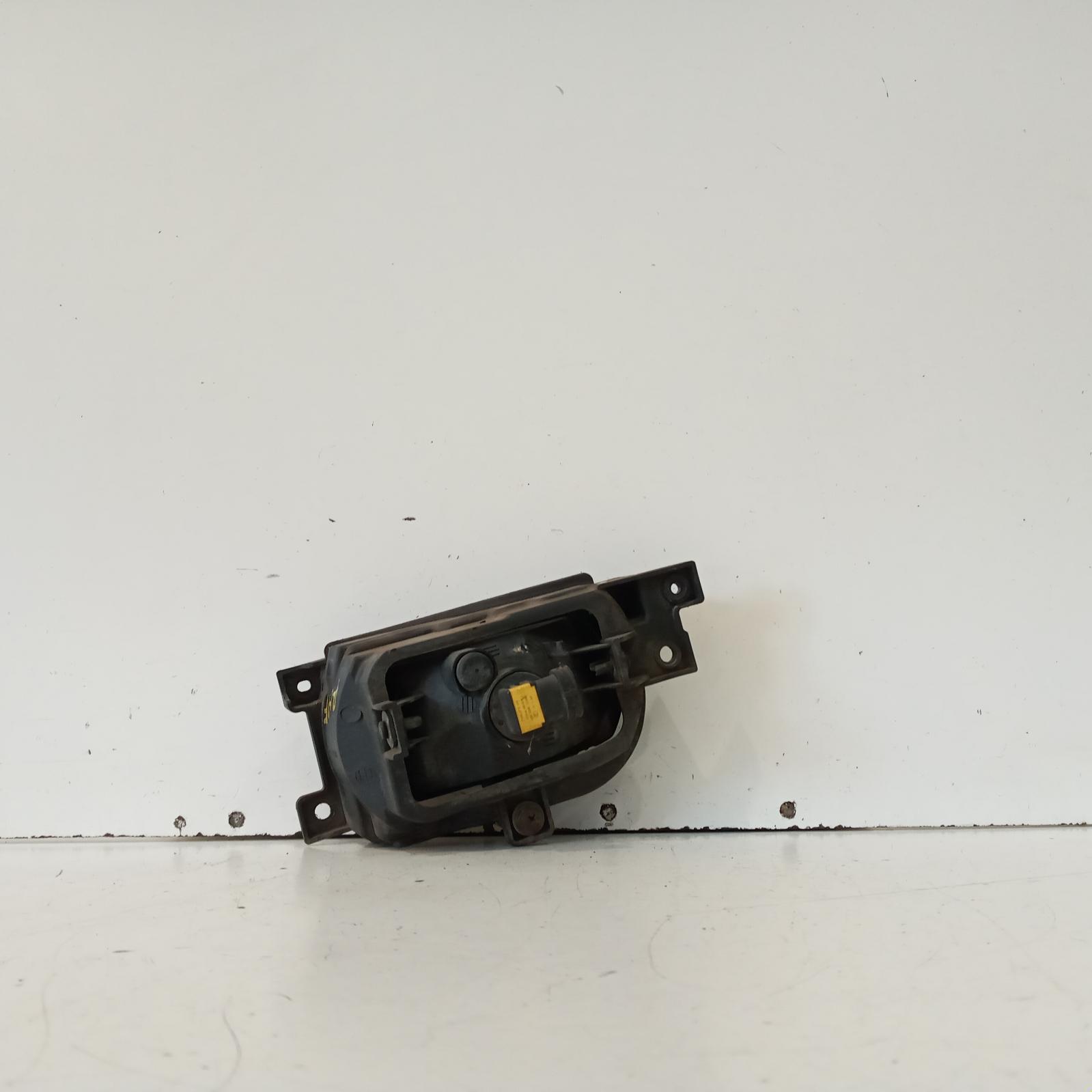 View Auto part Right Indicator/Fog/Side Kia Carnival/grand Carnival 2014